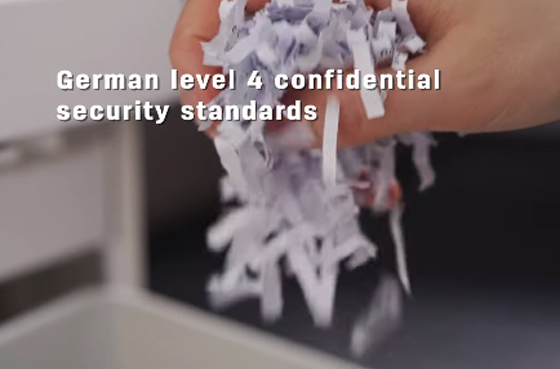 01 Deli E9952 grande déchiqueteuse