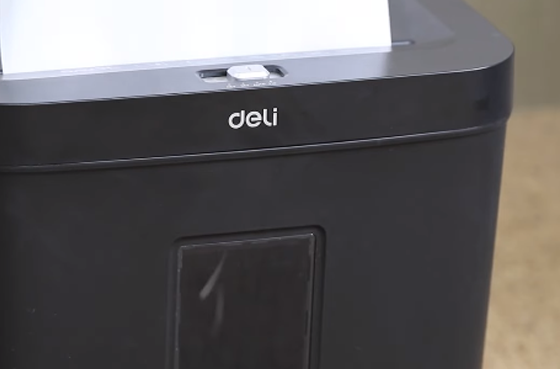 01 Deli ET021 Déchiqueteuse