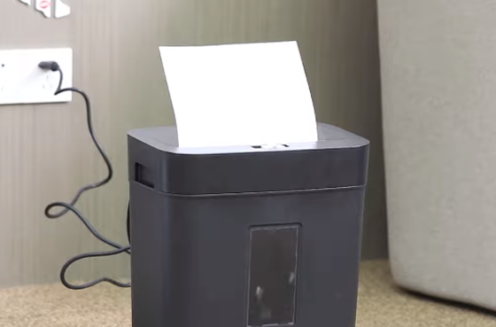 01 Deli ET023 Déchiqueteuse