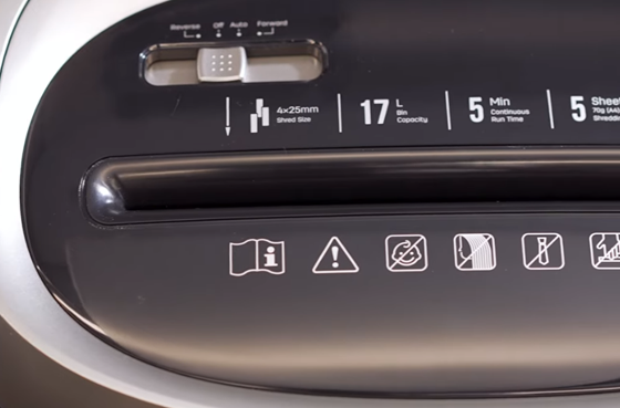 01 Deli E9929 Déchiqueteuse