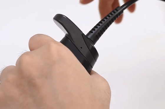 01 Deli ES226 Scanner de lumière rouge