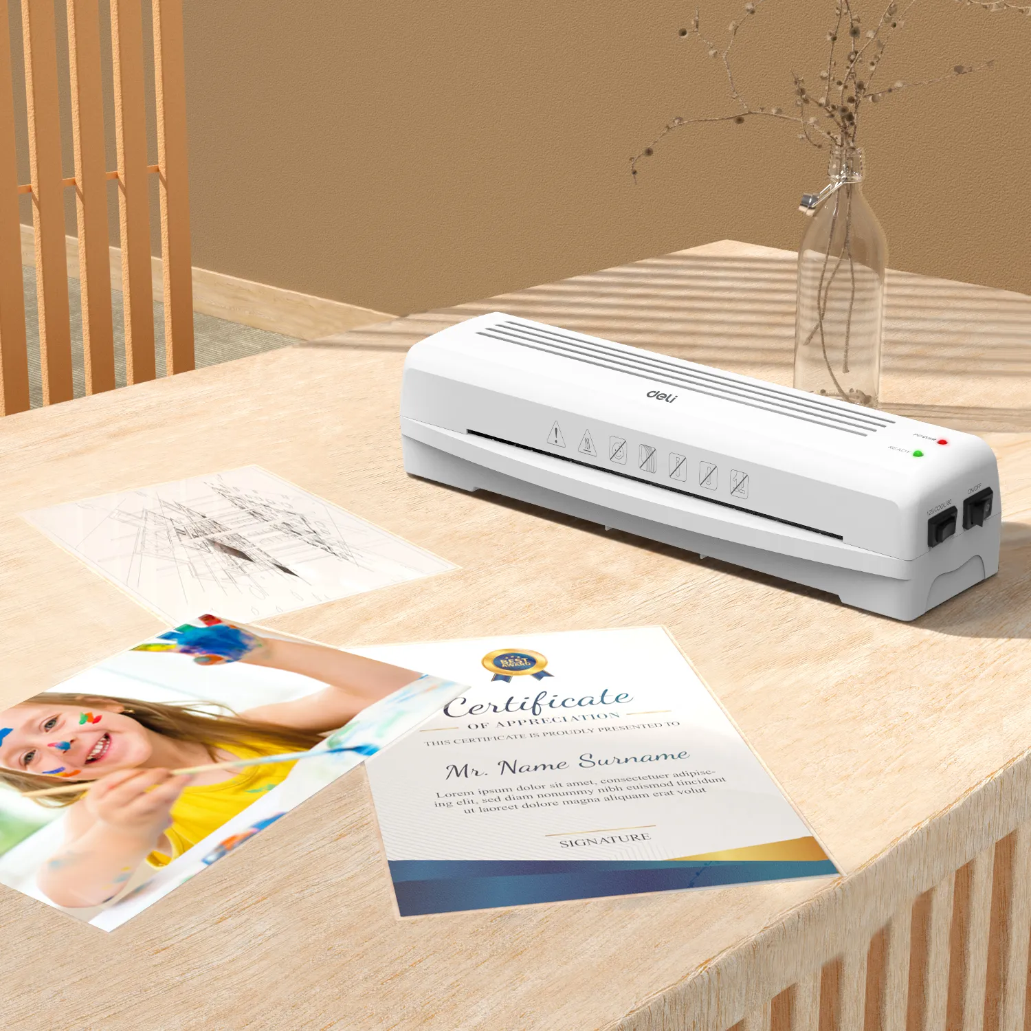 E14378 Laminateur pour plastique A4, 80 à 125 microns