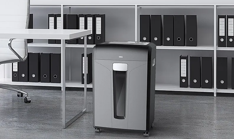 Le rôle d'une grande machine à déchiqueter dans les bureaux modernes